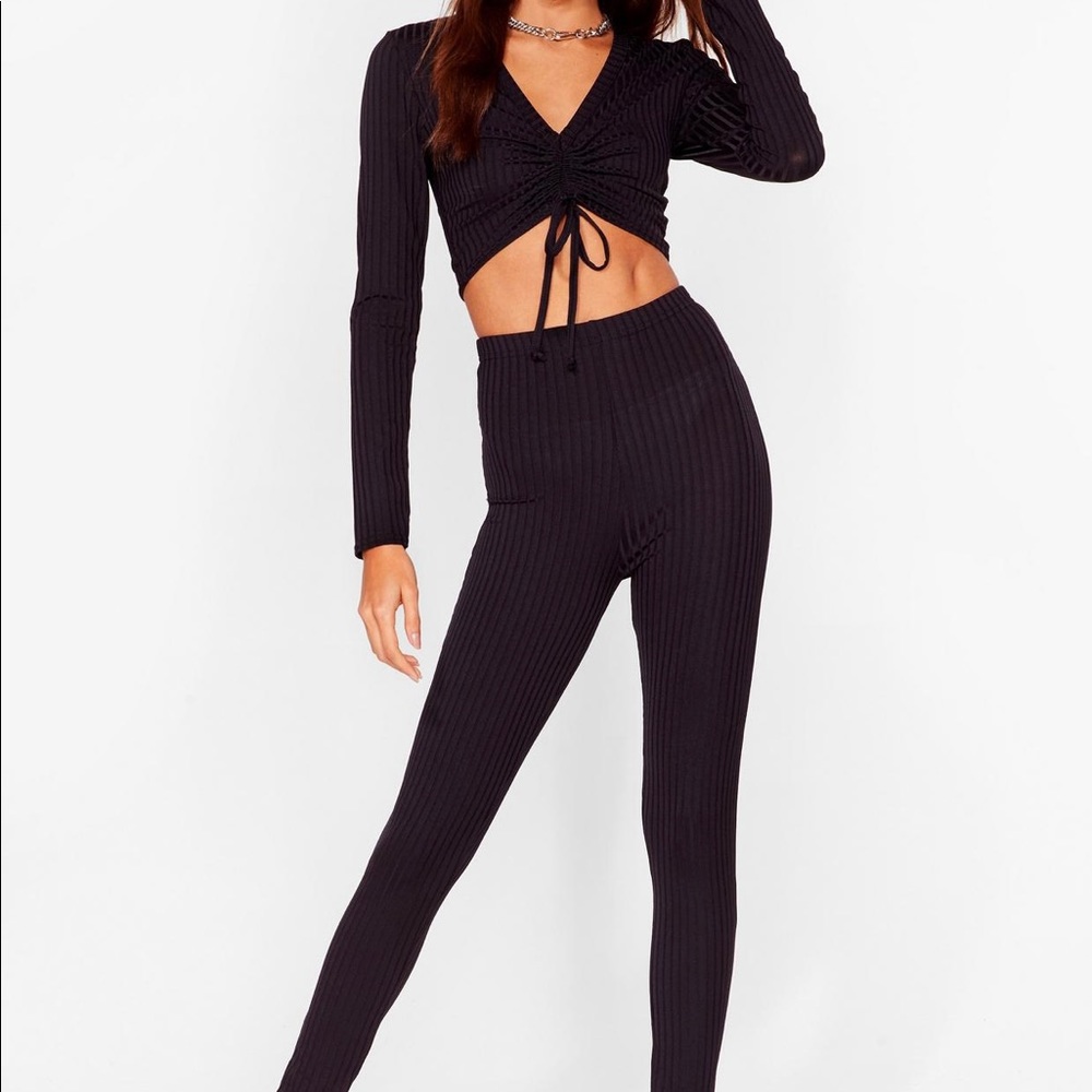 COMFY HIGH WAISTED LEGGINGS!
